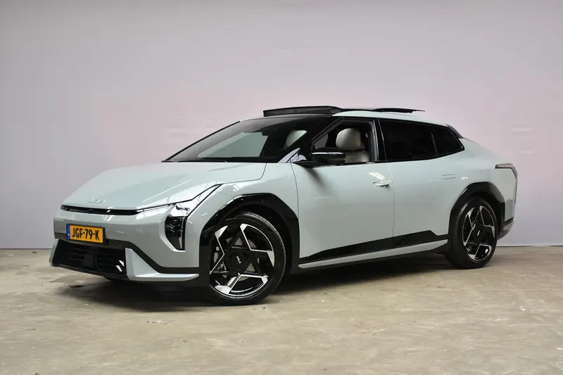 Kia EV4 (2025)