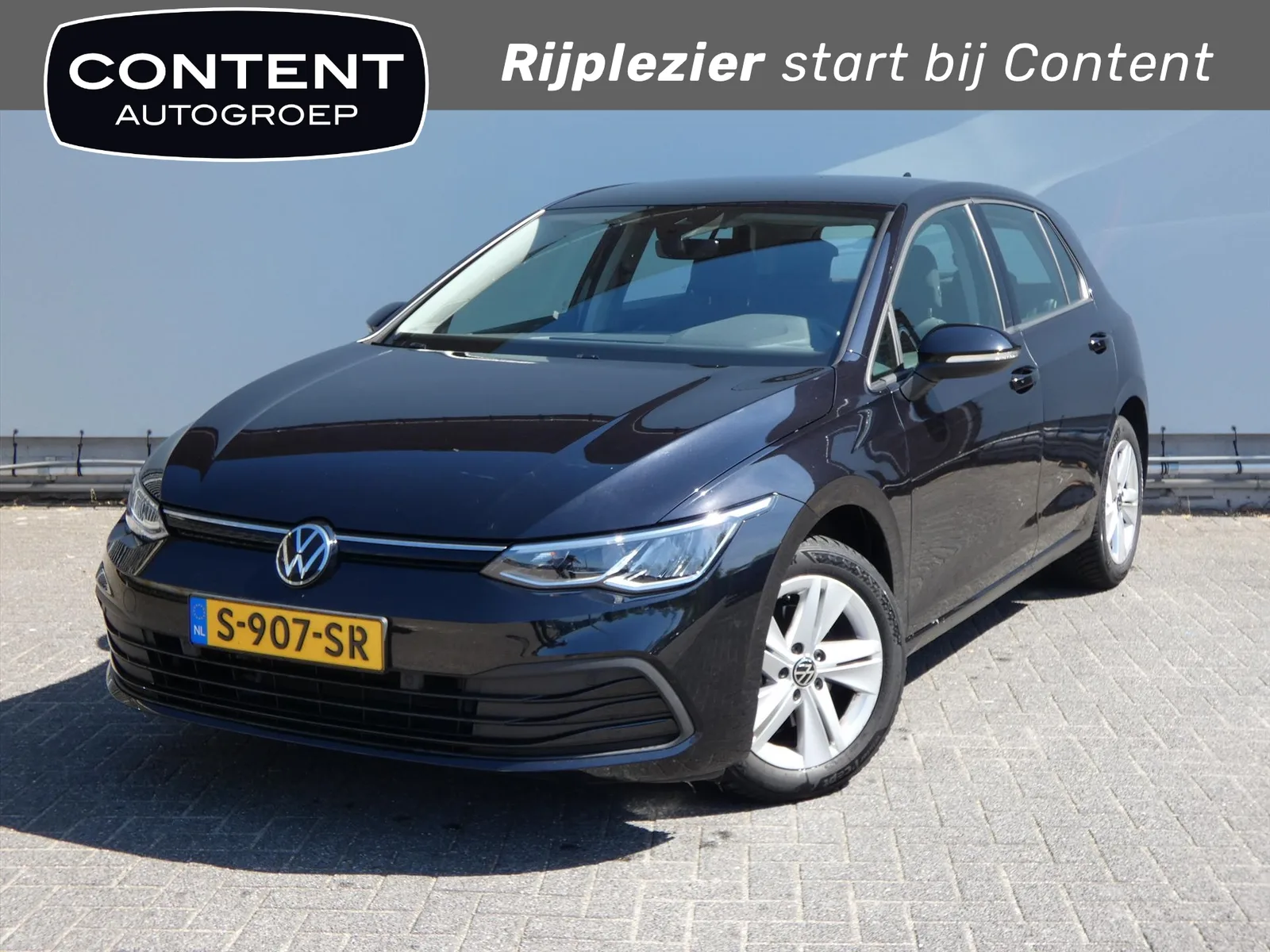 Volkswagen Golf (2023) — foto 1