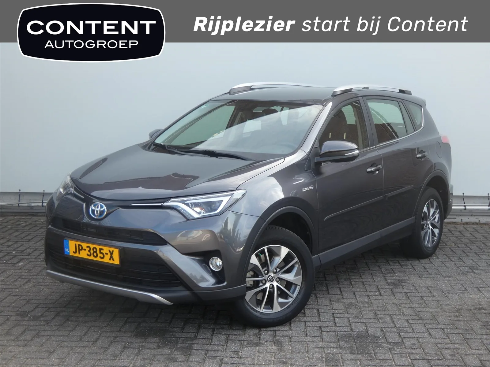Toyota RAV4 (2016) — foto 1