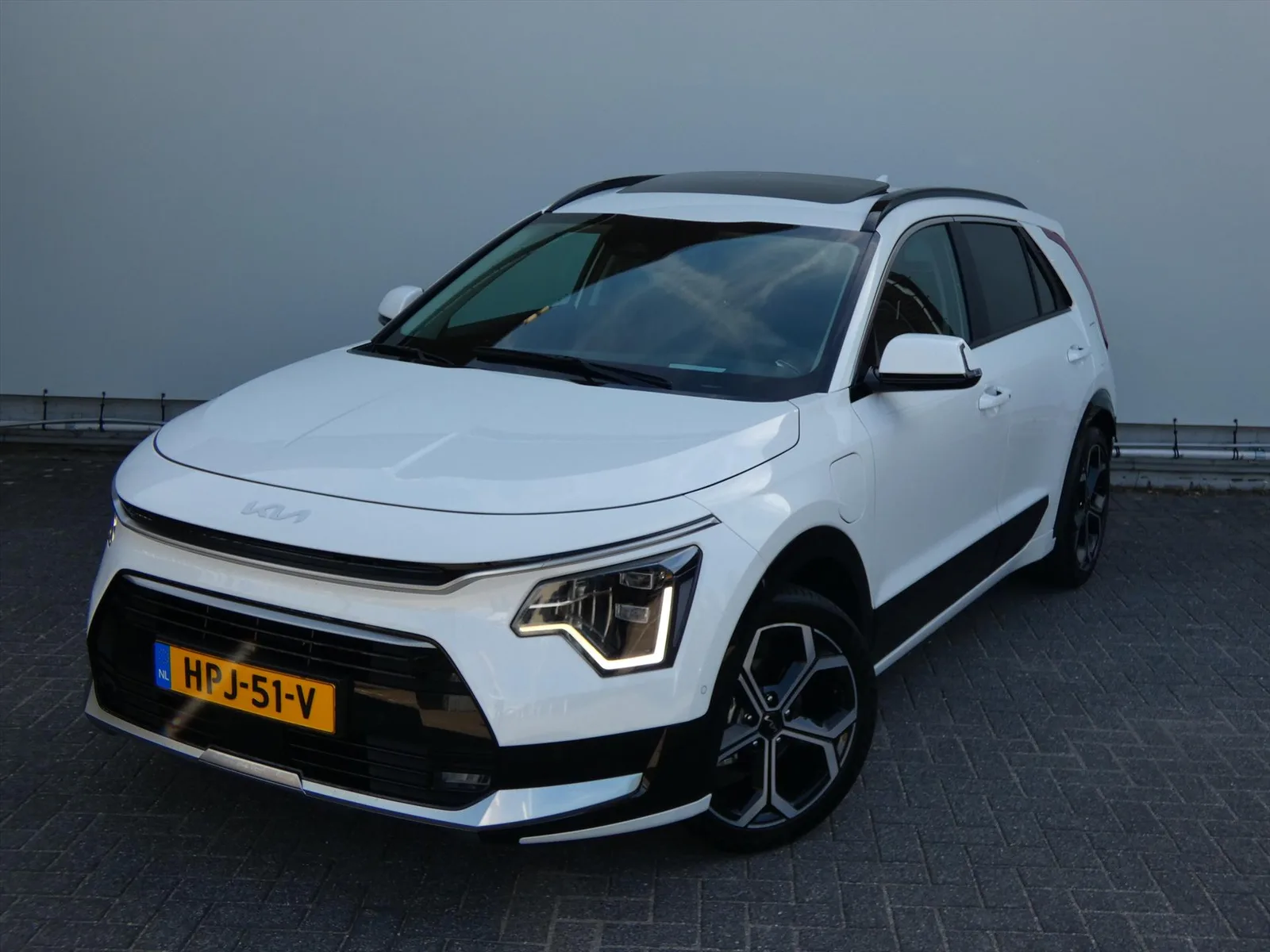 Kia Niro (2025) — foto 1