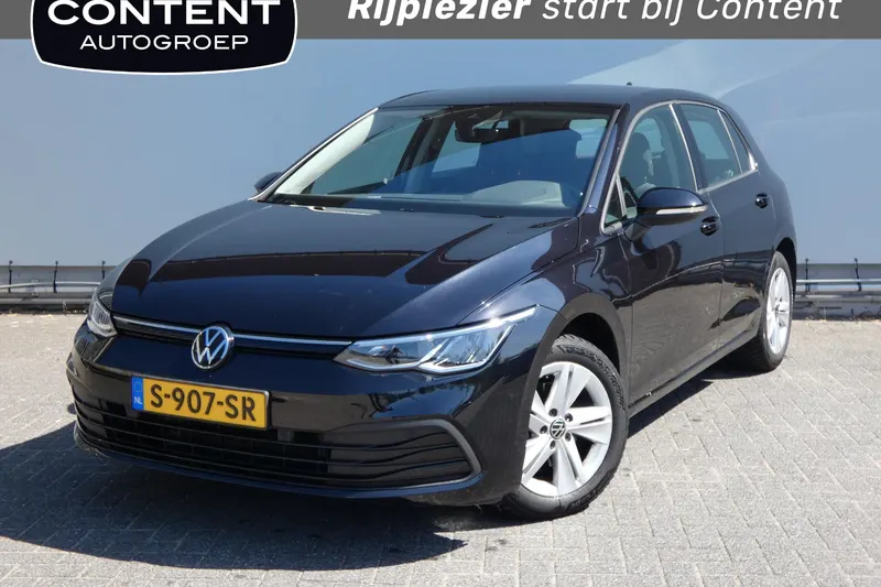Volkswagen Golf (2023)