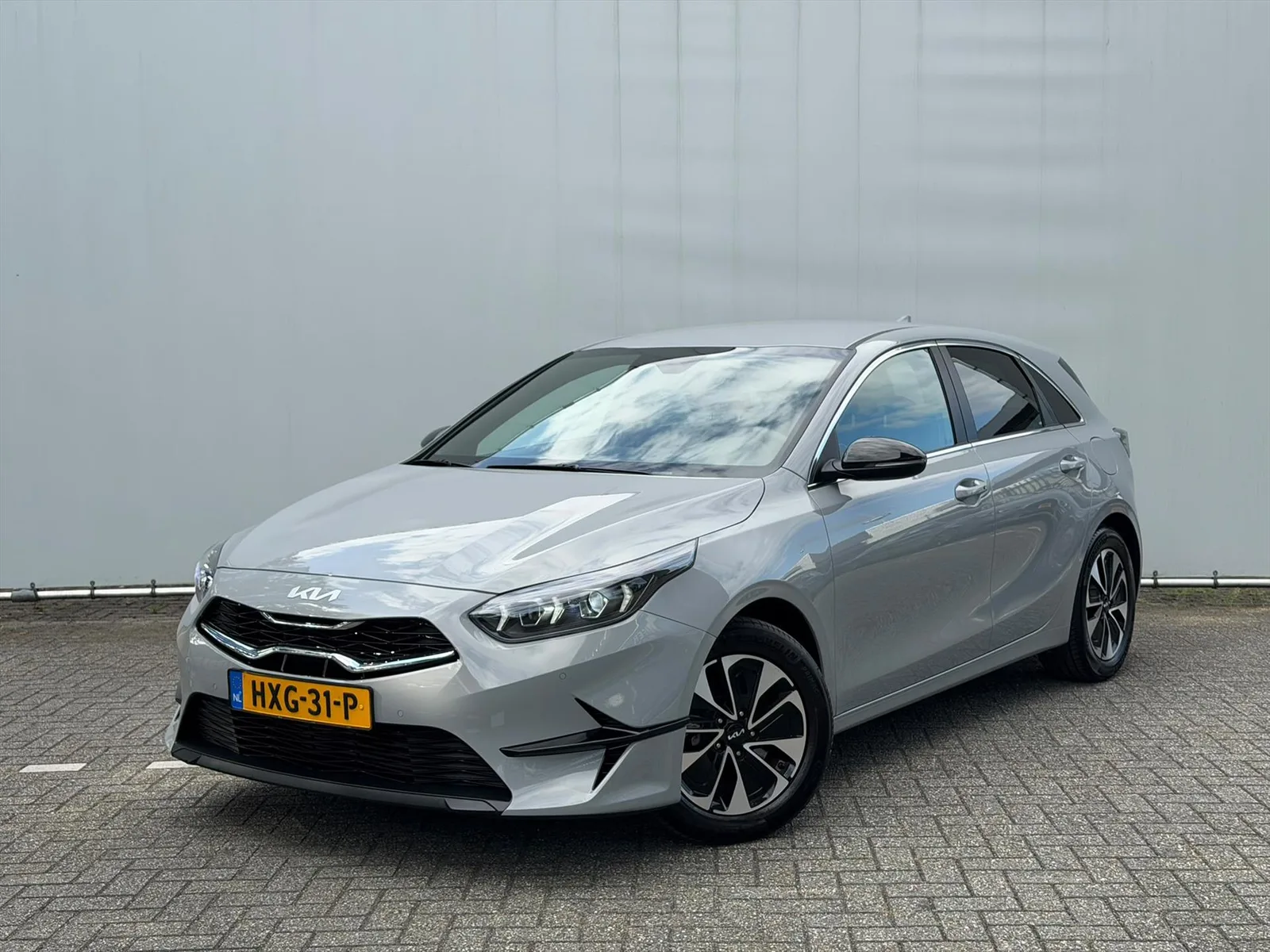 Kia Ceed (2025) — foto 1