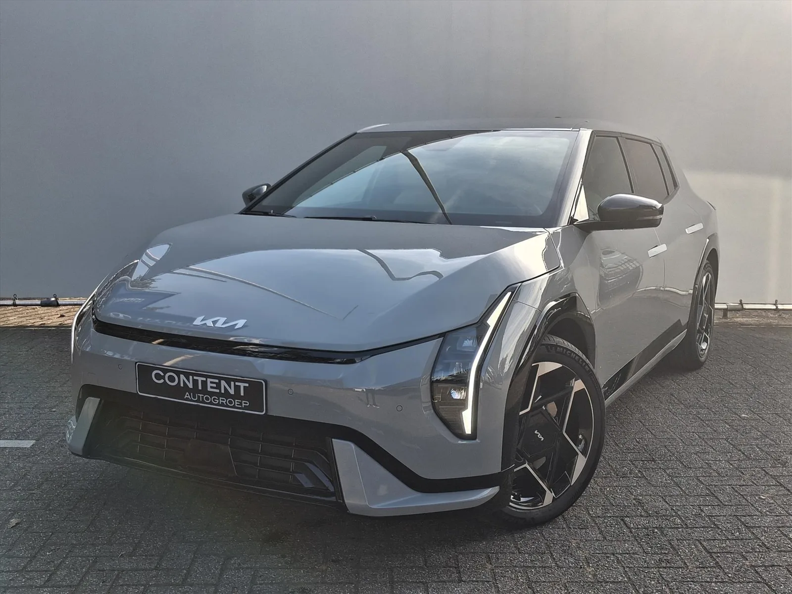 Kia EV4 (2026) — foto 1
