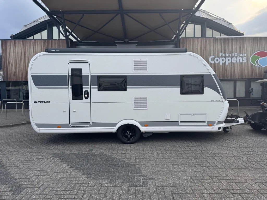 Hobby De Luxe (2025) — foto 1