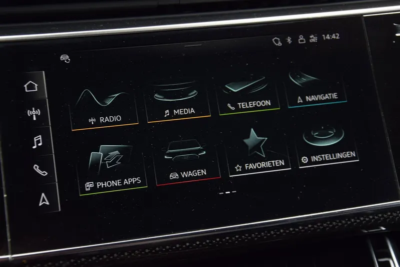 Audi Q8 (2022)