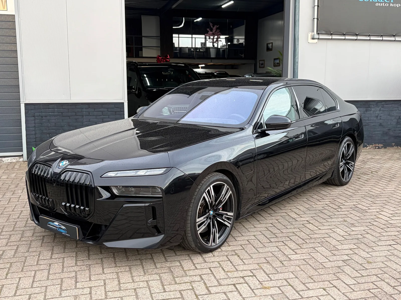 BMW 7-Serie (2023) — foto 1