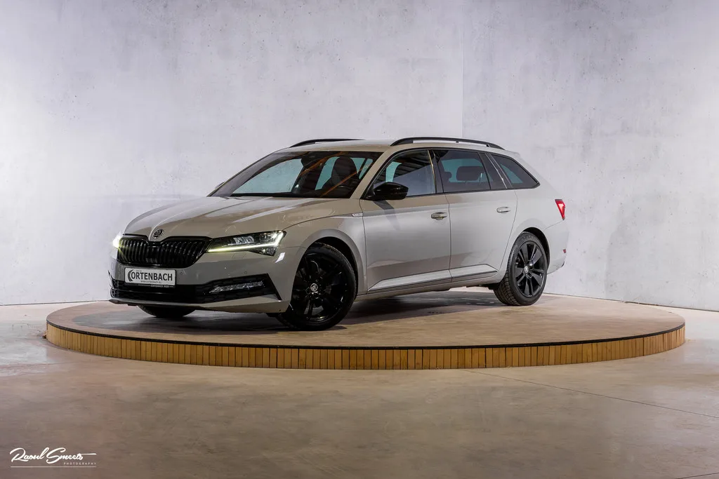 Škoda Superb (2021) — foto 1