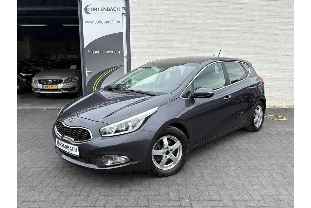Kia Ceed (2015) — foto 1