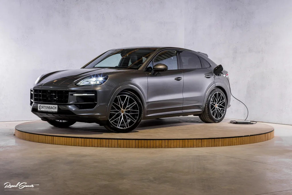 Porsche Cayenne (2025) — foto 1