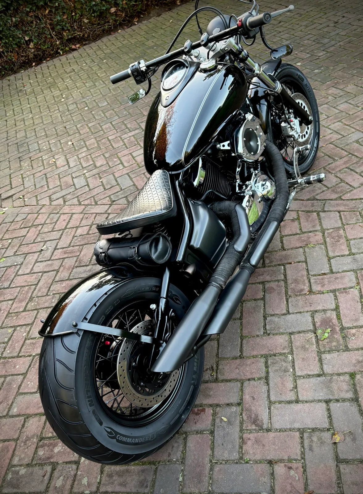 Yamaha XVS 1100 Dragstar (2002) — foto 1