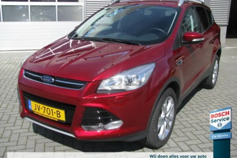 Ford Kuga (2015)