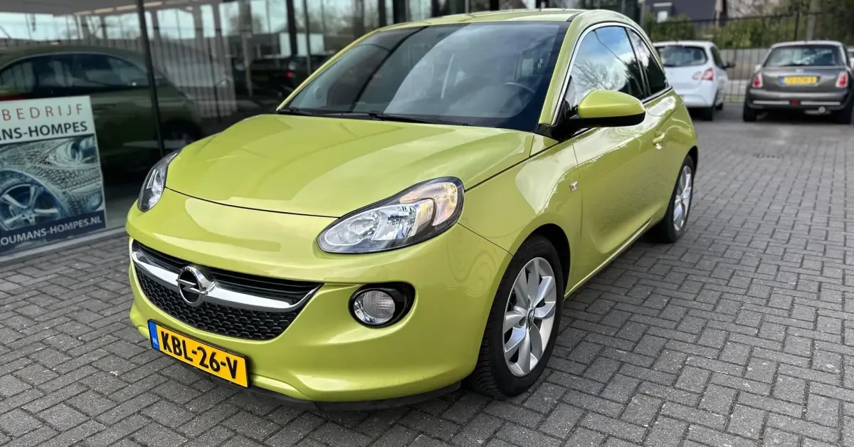 Opel Adam (2017) — foto 1