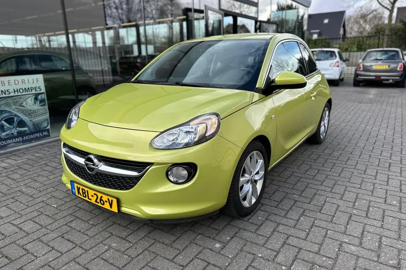 Opel Adam (2017)