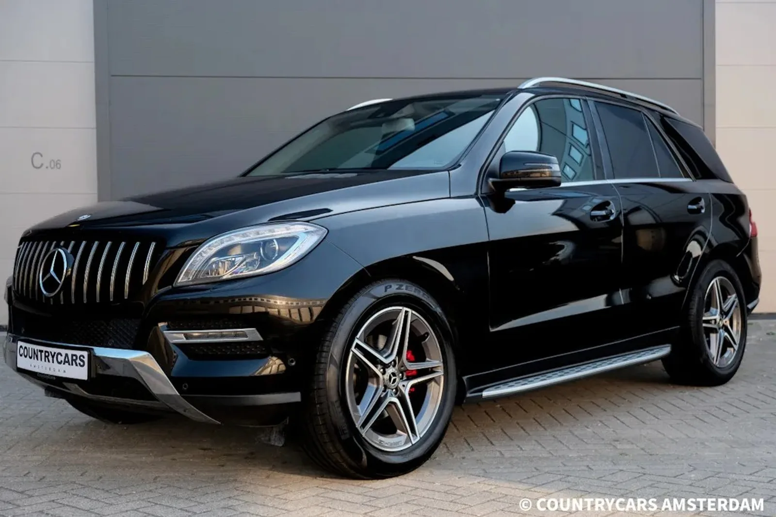 Mercedes-Benz ML-Klasse (2013) — foto 1