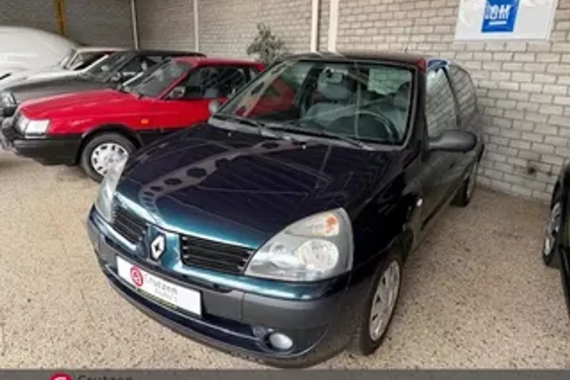 Renault Clio (2004)