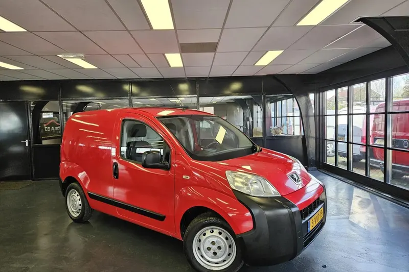 Peugeot Bipper (2012)