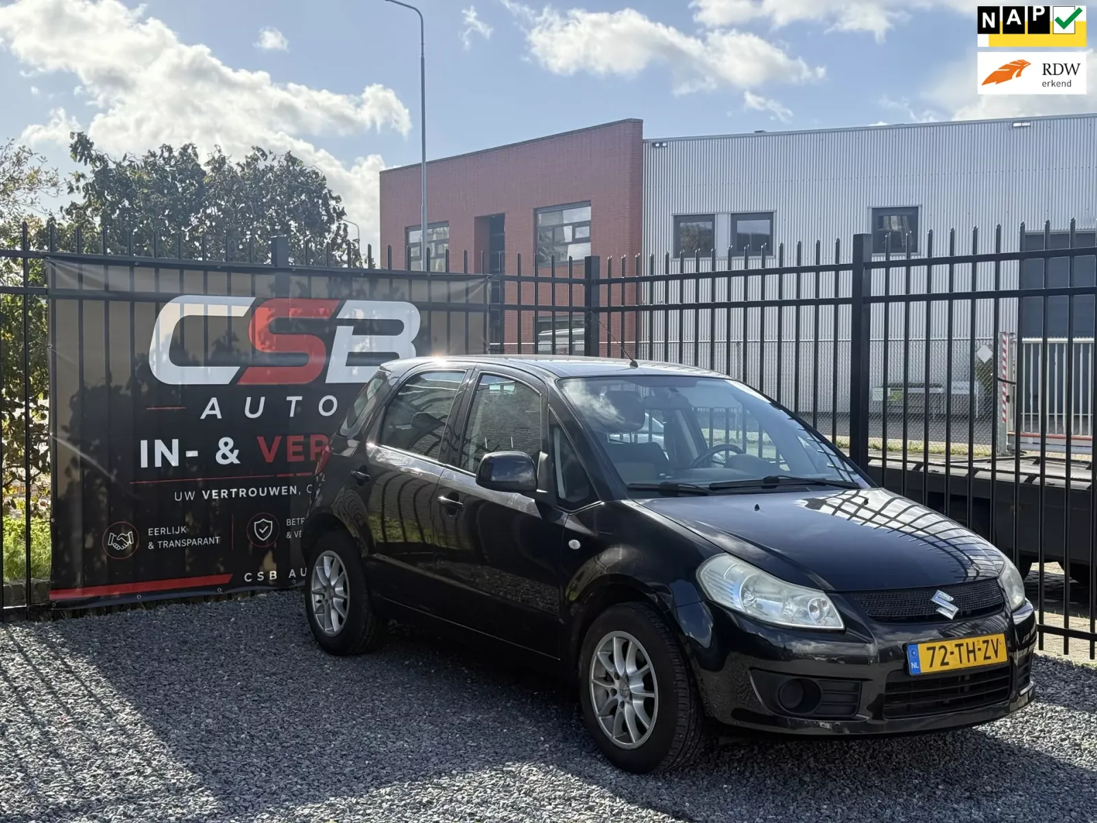 Suzuki SX4 (2006) — foto 1