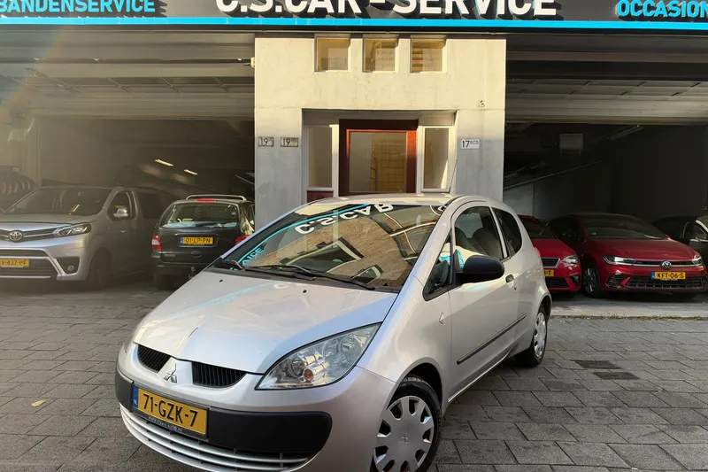 Mitsubishi Colt (2008)
