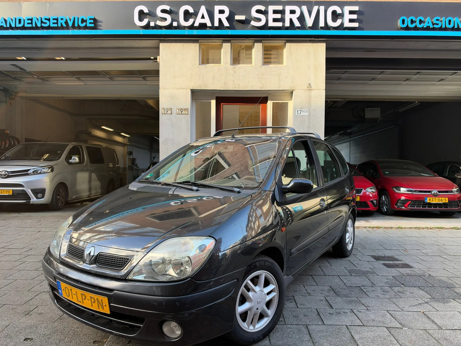 Renault Scénic (2003) — foto 1