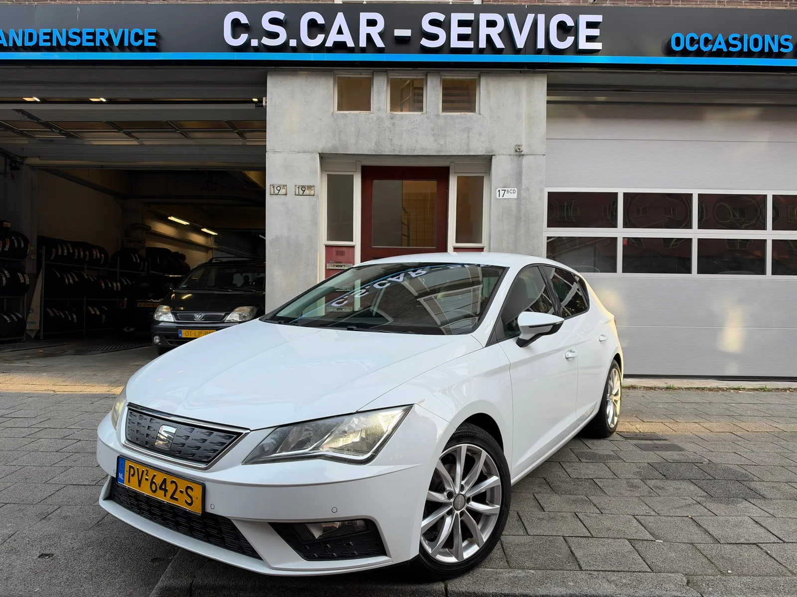 SEAT Leon (2018) — foto 1