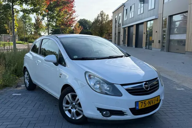 Opel Corsa (2010)