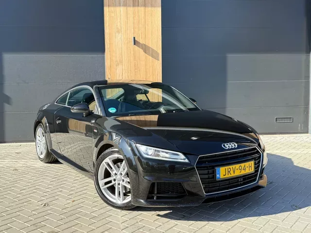 Audi TT (2015) — foto 1