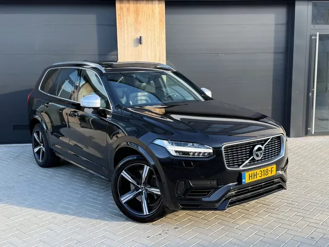 Volvo XC90 (2015) — foto 1