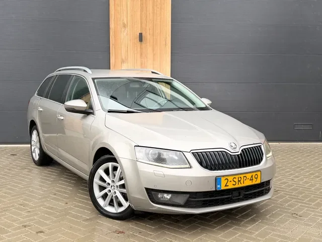 Škoda Octavia (2013) — foto 1