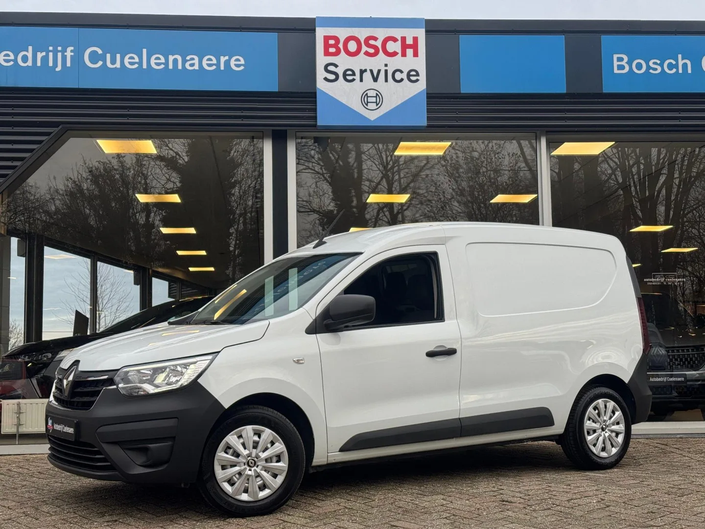 Renault Express (2023) — foto 1