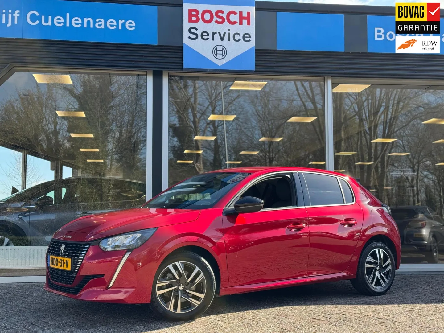 Peugeot 208 (2023) — foto 1