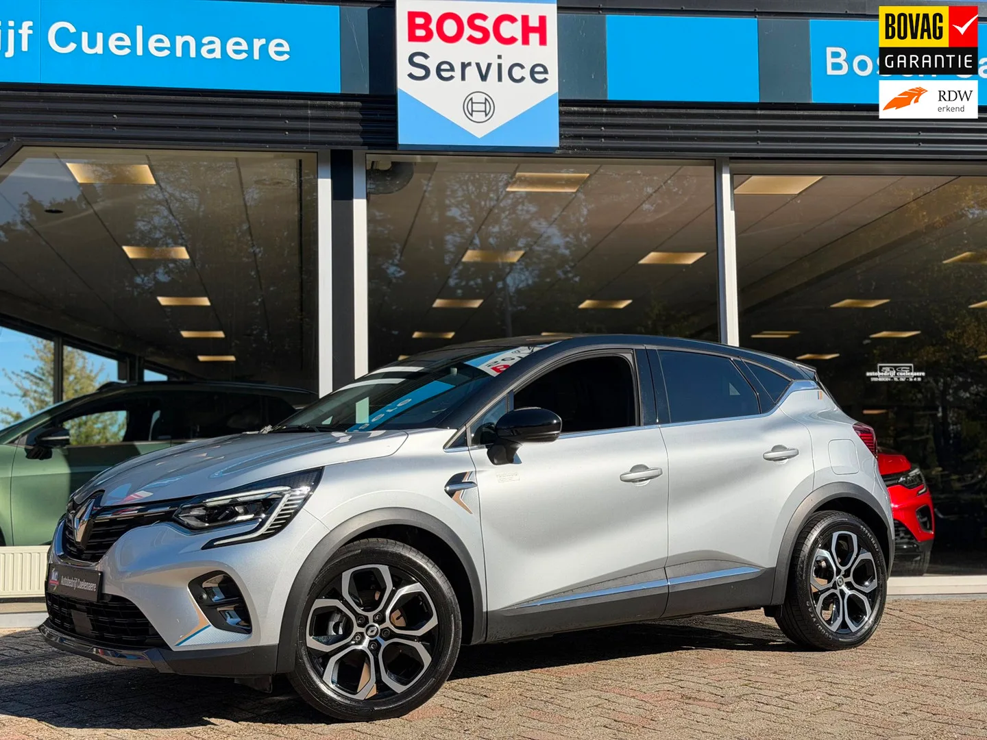 Renault Captur (2022) — foto 1