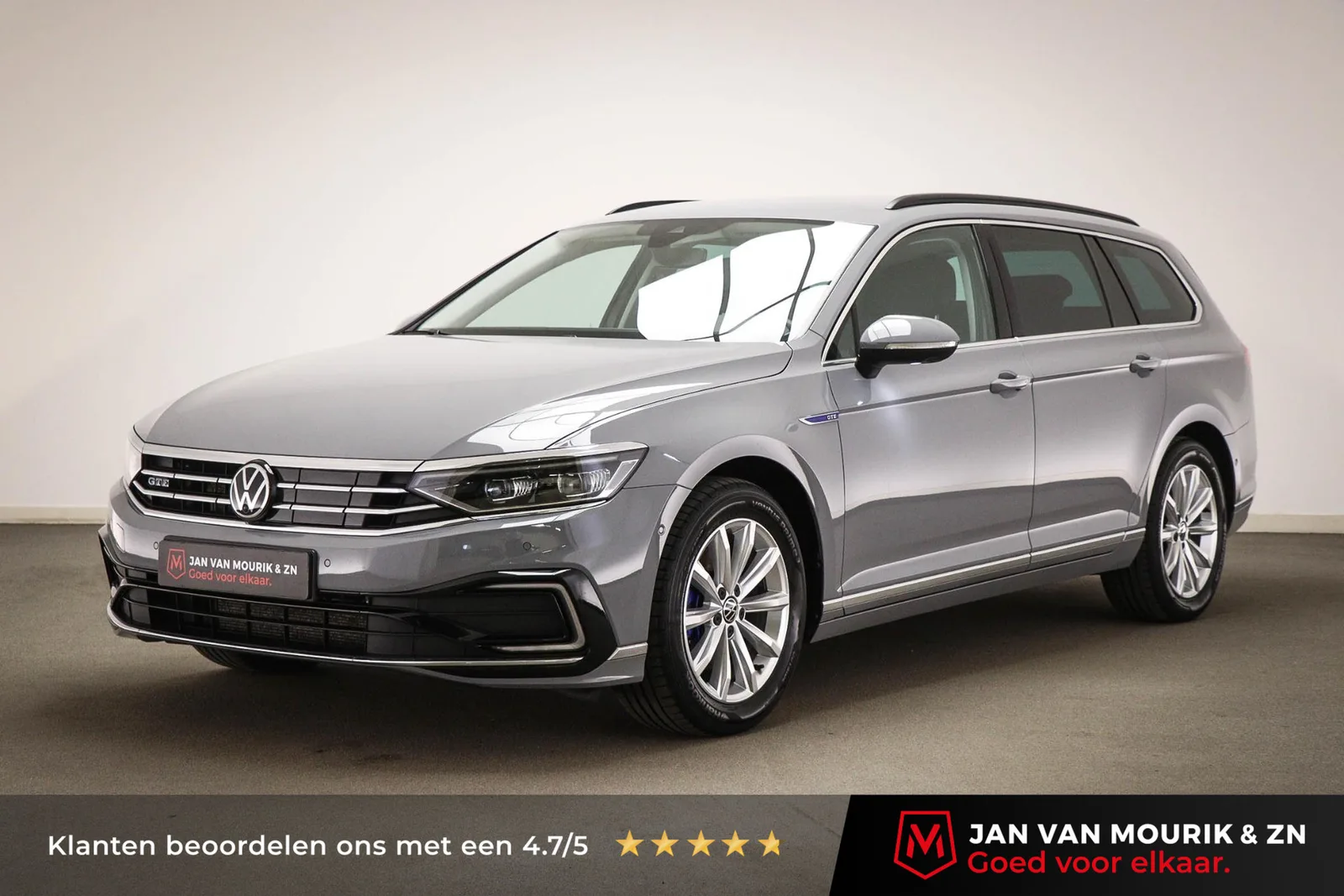 Volkswagen Passat (2022) — foto 1
