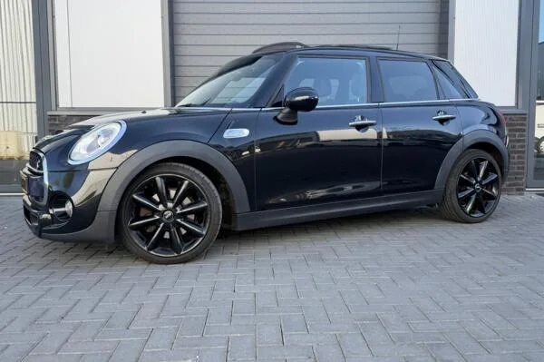 MINI Mini 2 0 Cooper s Chili Serious Business 5drs Pano (2014) — foto 1
