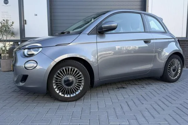 Fiat 500 (2022) — foto 1