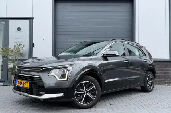 Kia Niro (2024) — foto 1