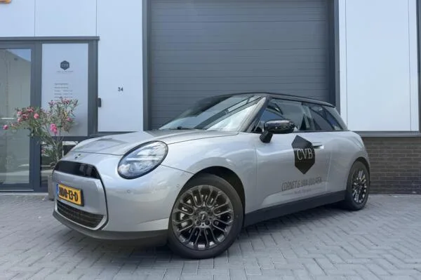 MINI 3-Deurs (2025) — foto 1