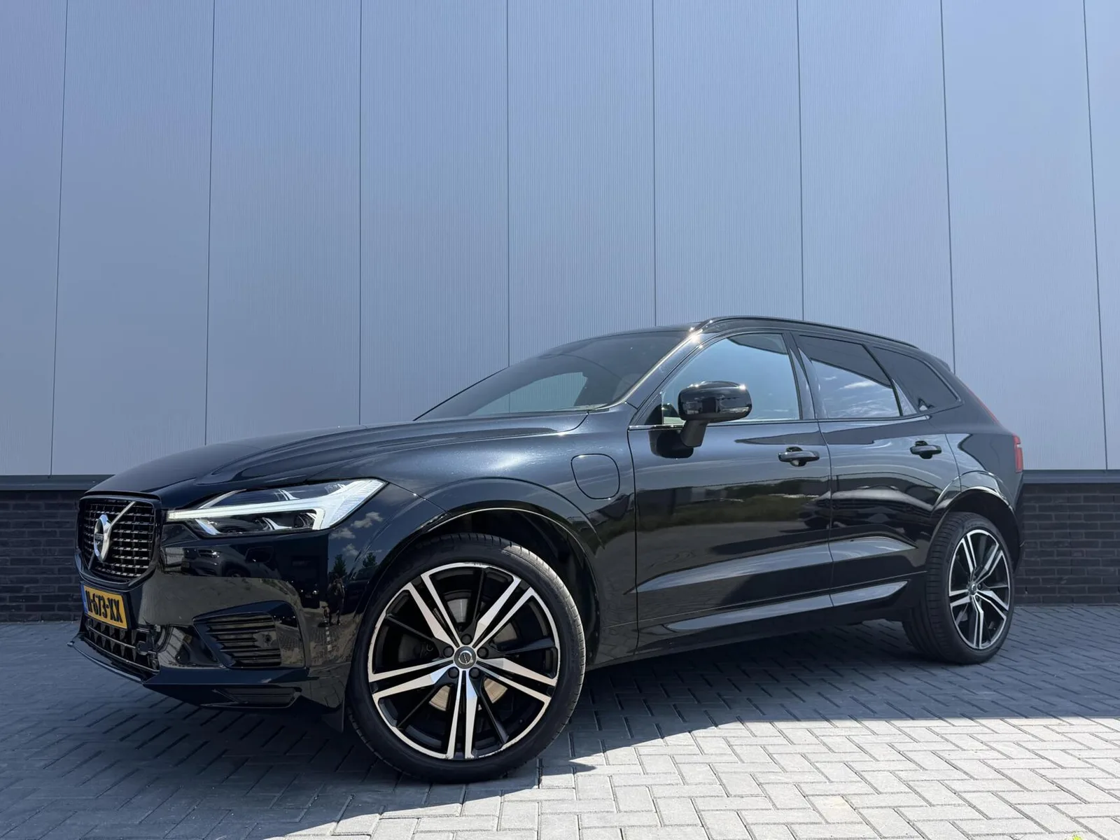 Volvo XC60 (2020) — foto 1
