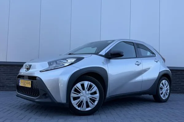 Toyota Aygo (2023) — foto 1
