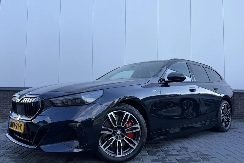 BMW i5 (2025)