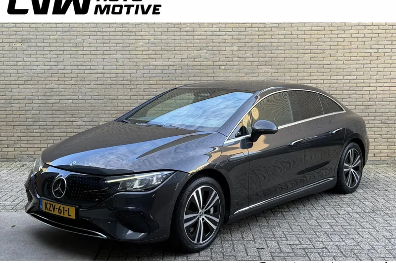 Mercedes-Benz EQE (2023)