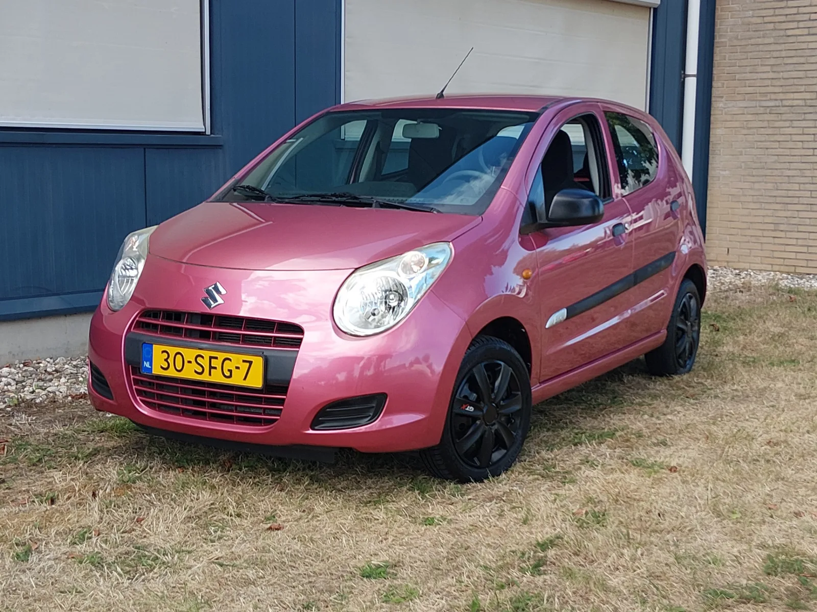 Suzuki Alto (2011) — foto 1