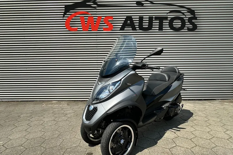 Piaggio MP3 500 (2016)