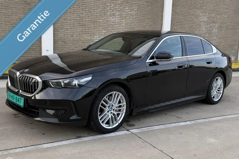 BMW i5 (2024)