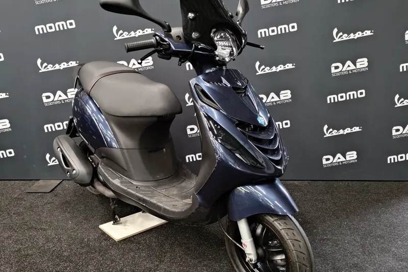 Piaggio Zip (2024)