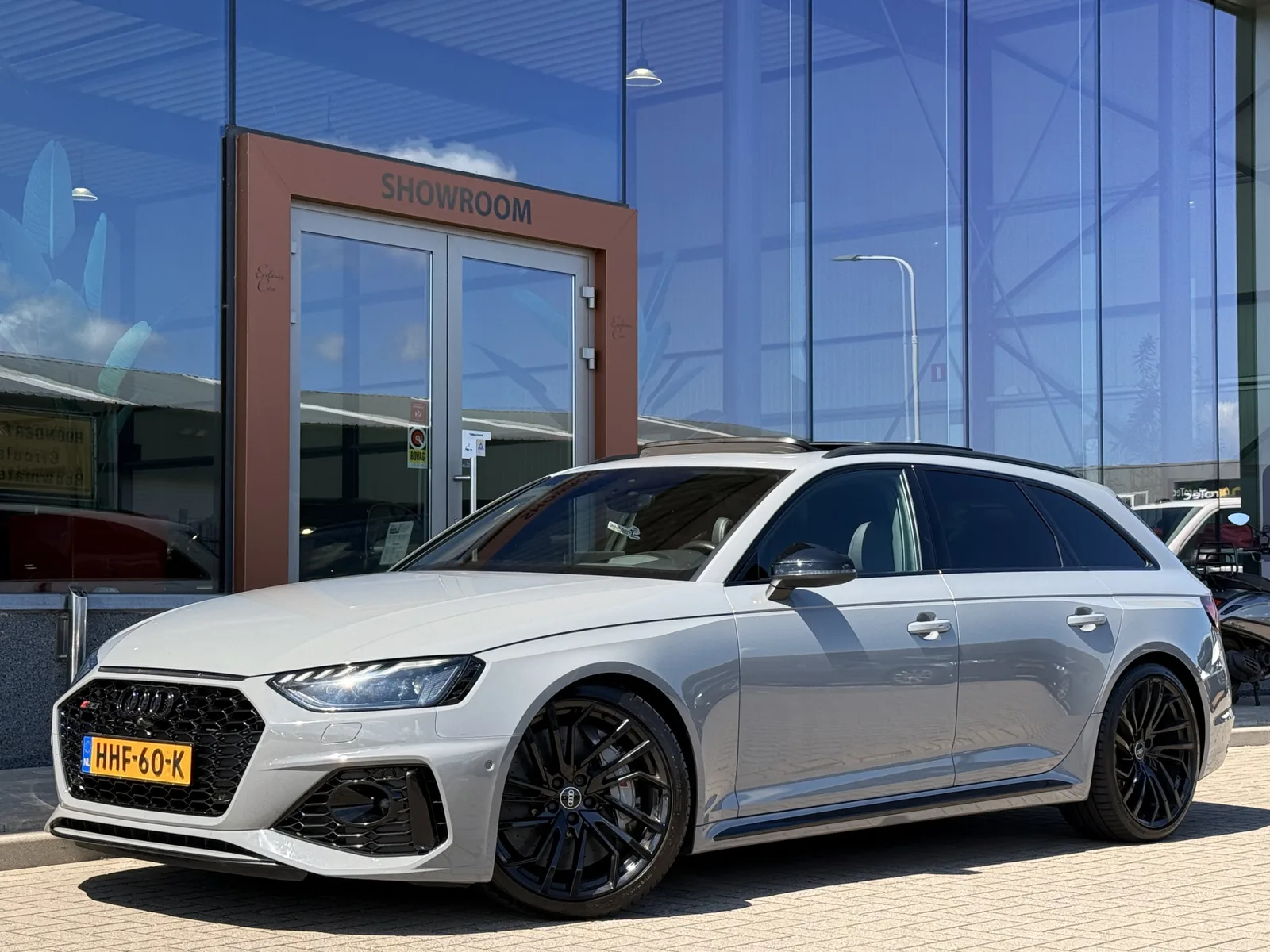 Audi A4 (2021) — foto 1