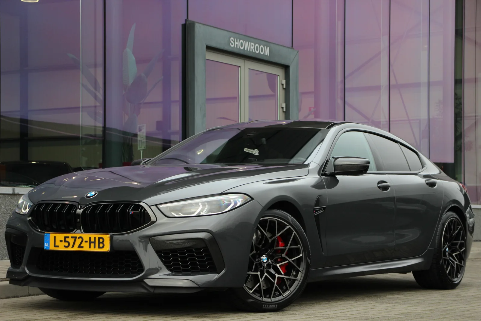 BMW M8 (2021) — foto 1