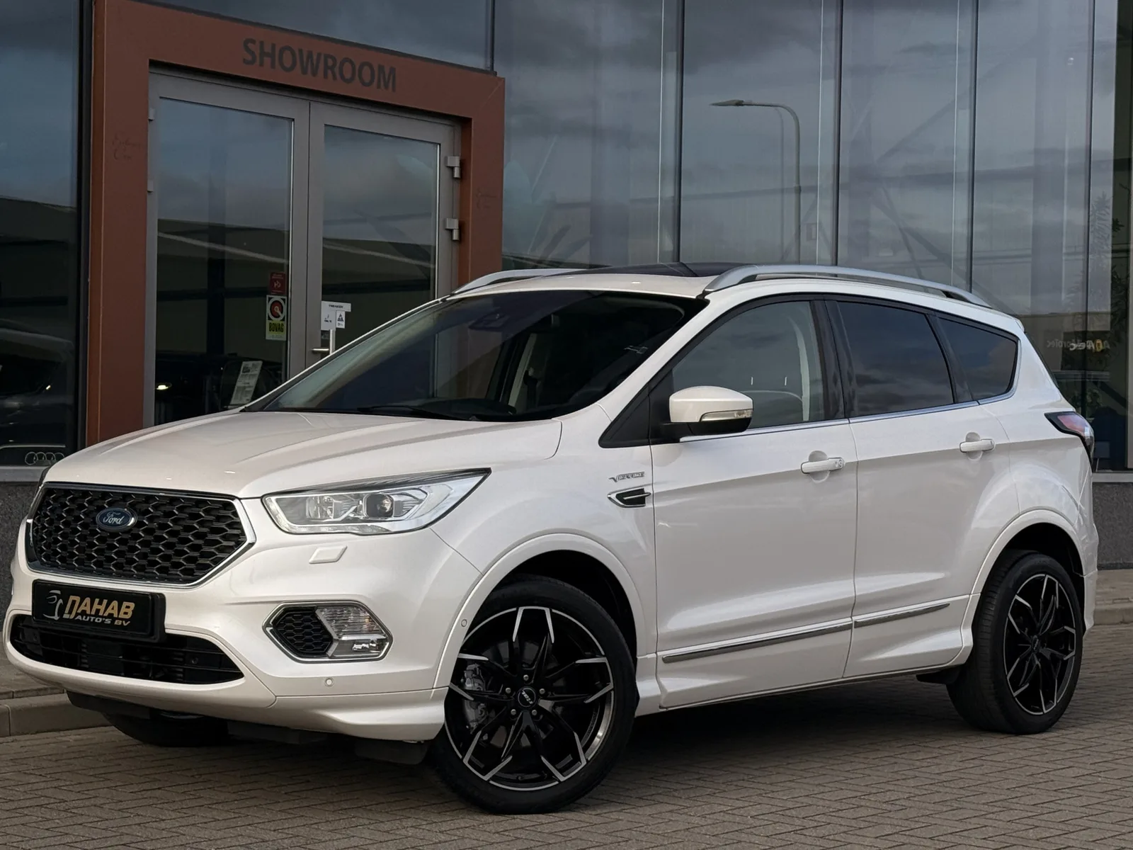 Ford Kuga (2018) — foto 1