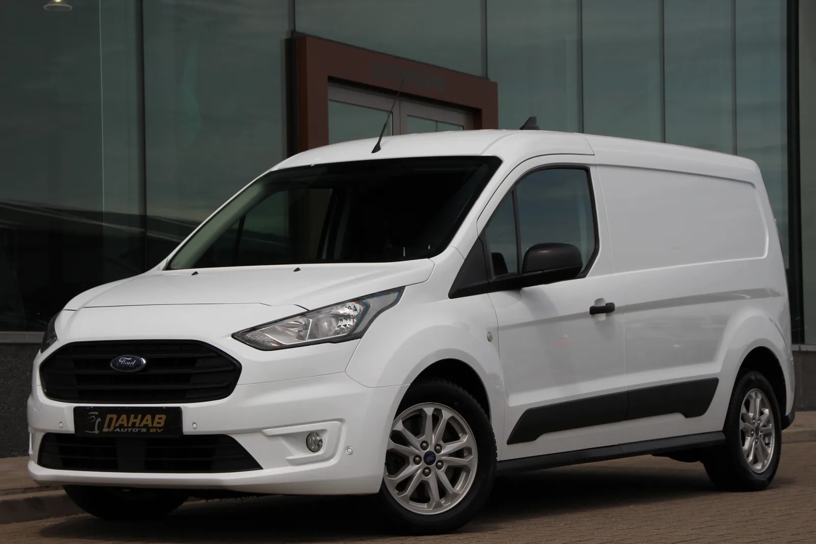 Ford Transit Connect (2021) — foto 1