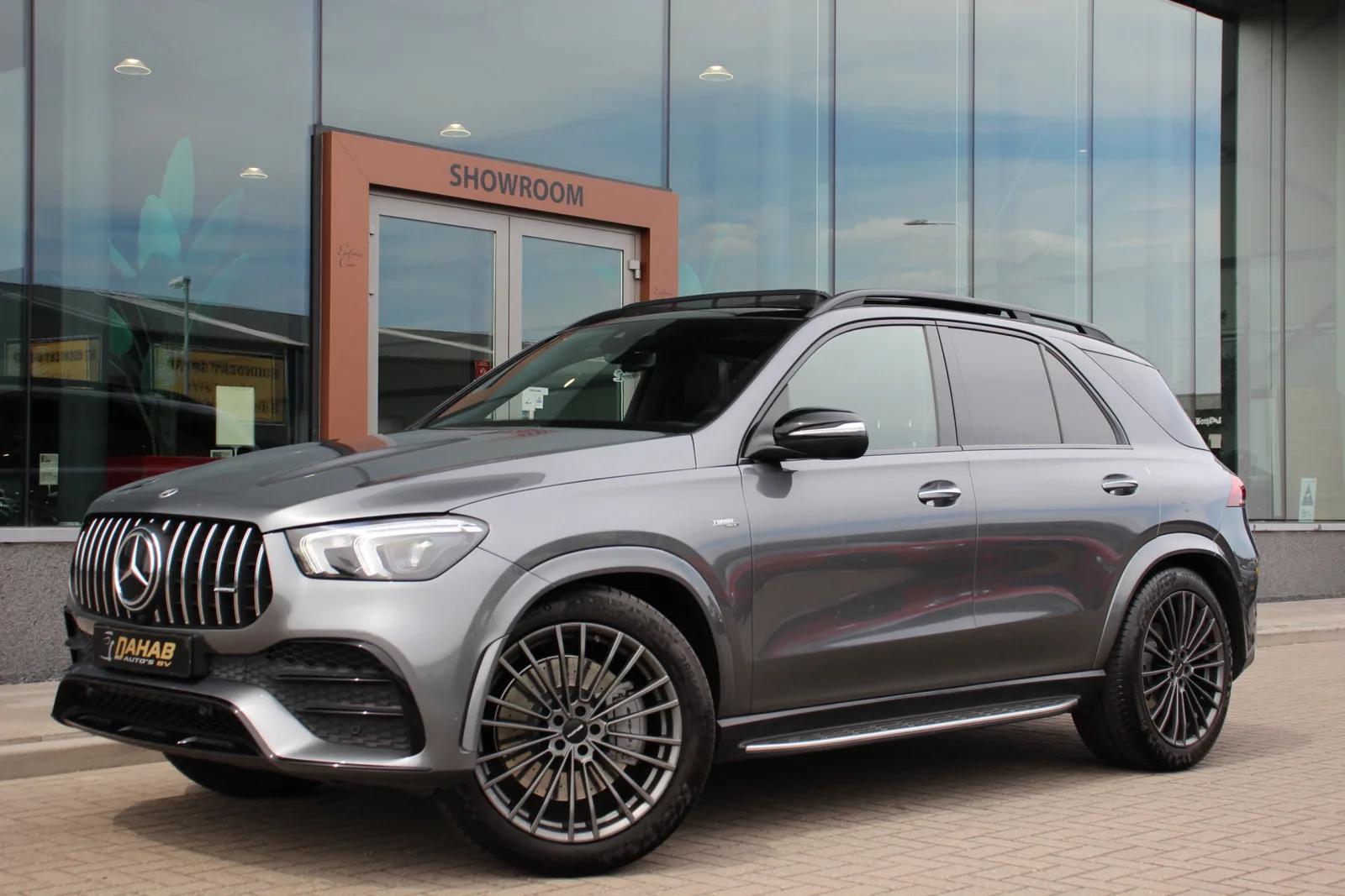 Mercedes-Benz GLE (2022) — foto 1
