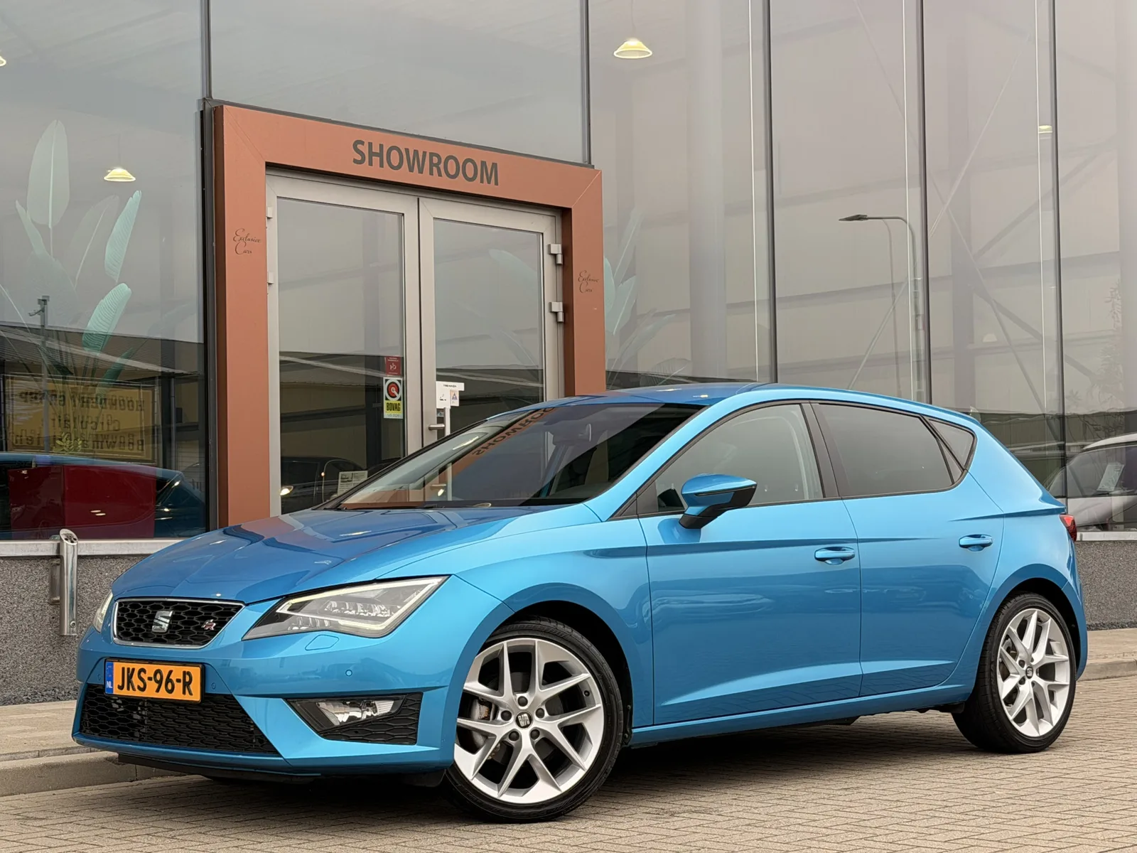 SEAT Leon (2014) — foto 1